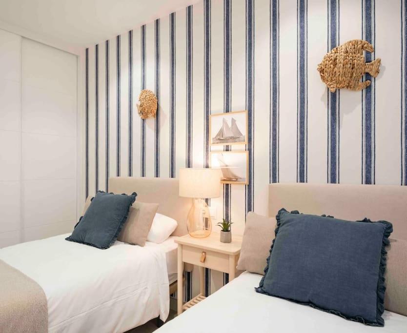 Almunecar Seawiews Deluxe Sinesedesignhomes Екстериор снимка